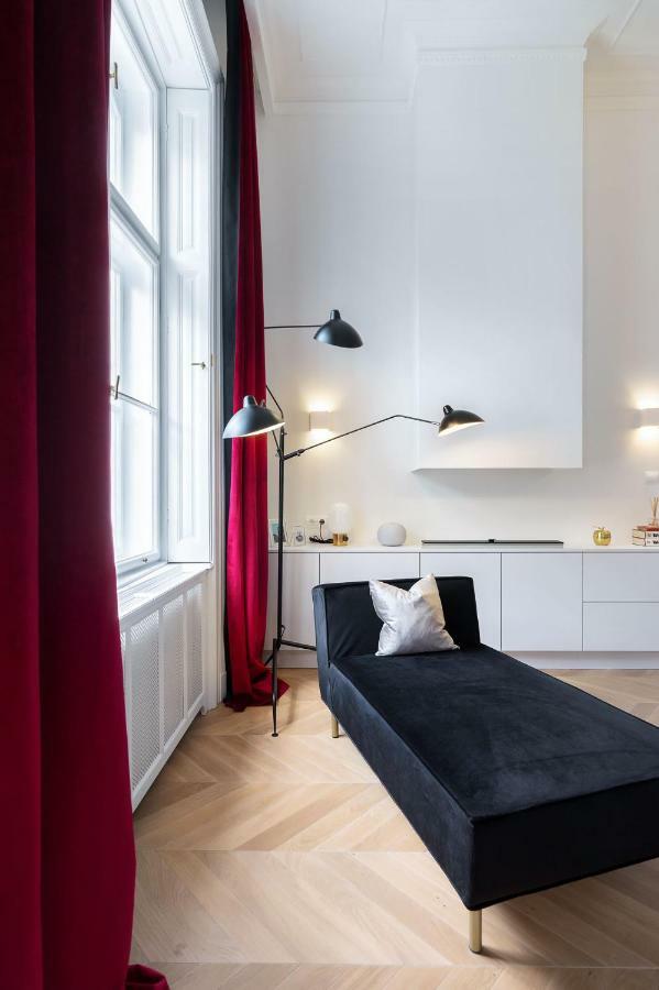 Erkel Boutique Apartment-Chic Flat By Market Hall ブダペスト エクステリア 写真