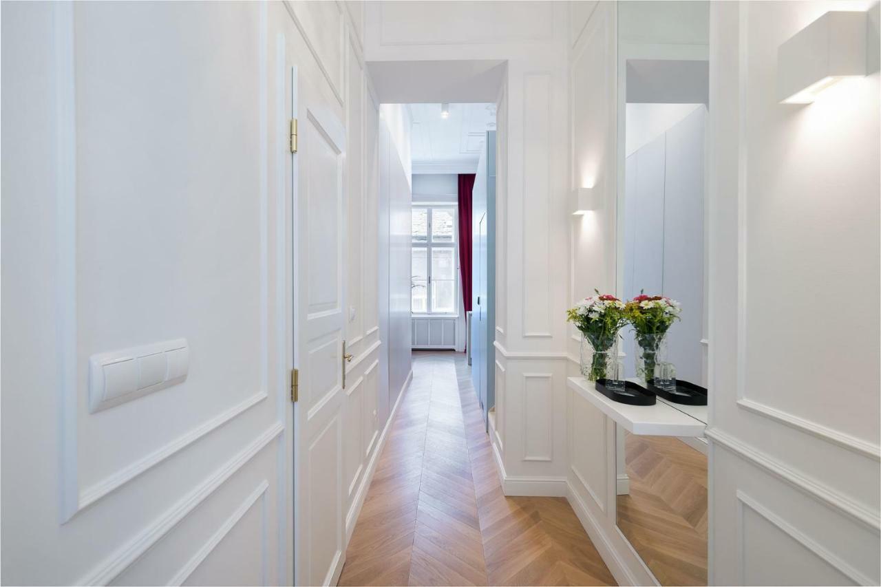 Erkel Boutique Apartment-Chic Flat By Market Hall ブダペスト エクステリア 写真