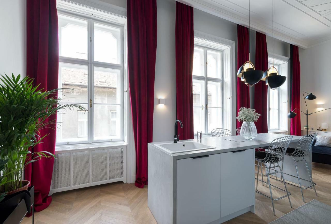Erkel Boutique Apartment-Chic Flat By Market Hall ブダペスト エクステリア 写真